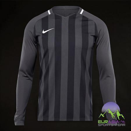 فواید پیراهن فوتبال آستین بلند برای فصول سرد