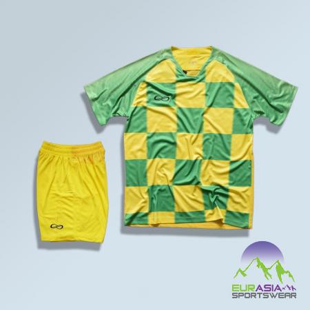 لباس فوتبال زرد و سبز
