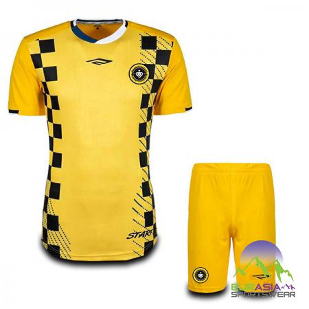 فروشنده انواع لباس فوتبال تیمی باشگاهی