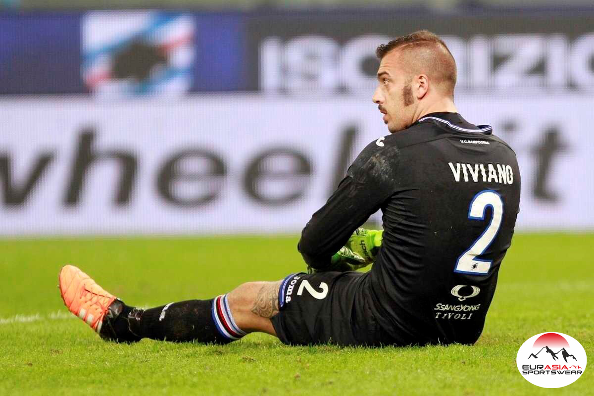 پیراهن ورزشی