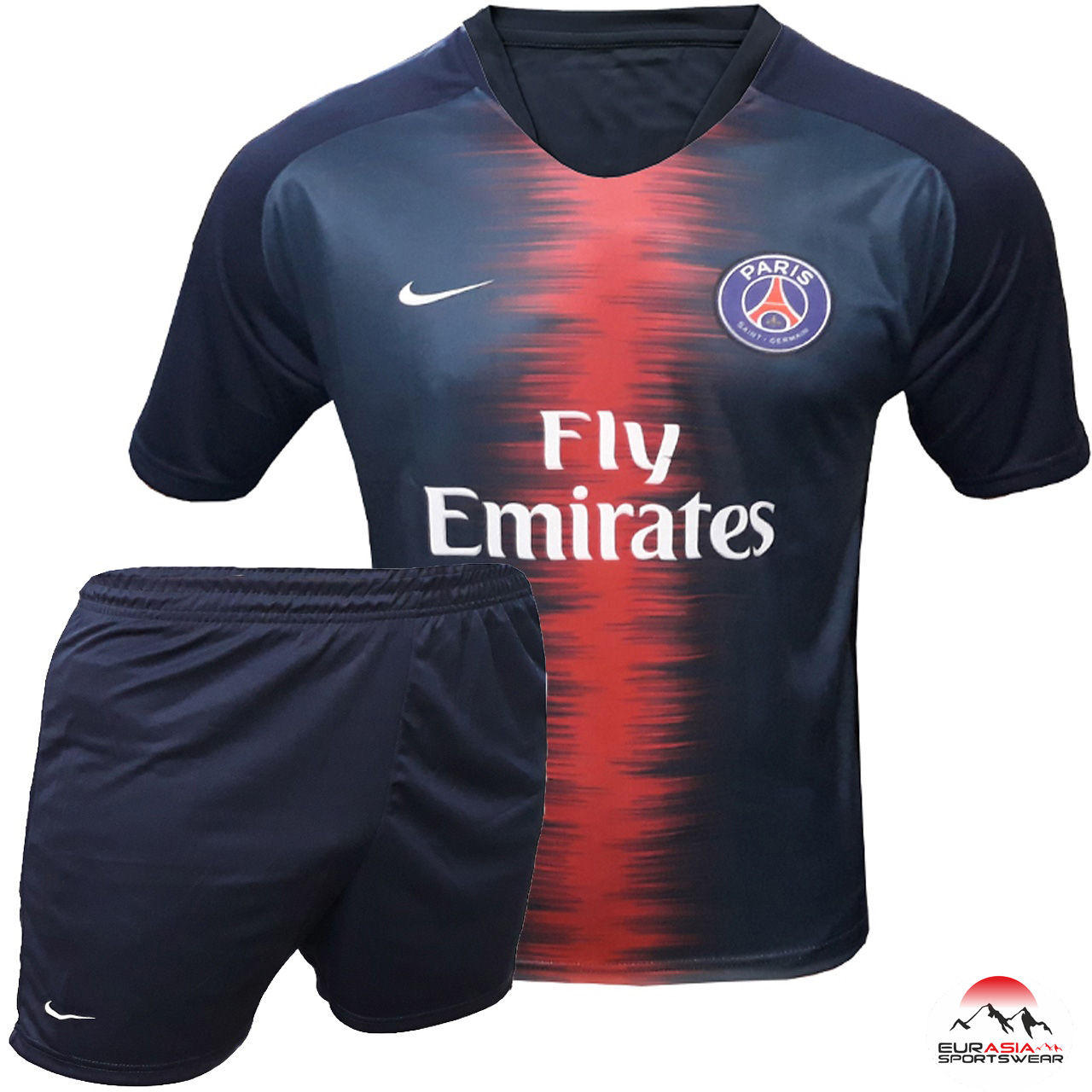 پیراهن و شورت فوتبالی