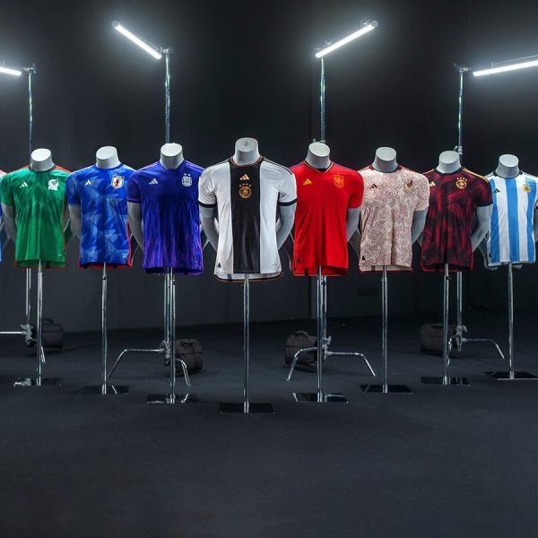 پیراهن-و-شورت-فوتبالی-اورجینال-مردانه