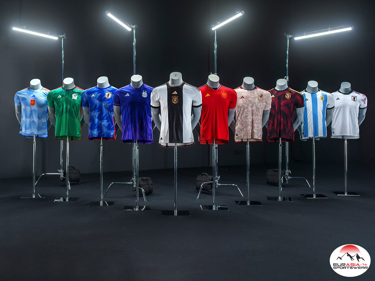 پیراهن-و-شورت-فوتبالی-اورجینال-مردانه